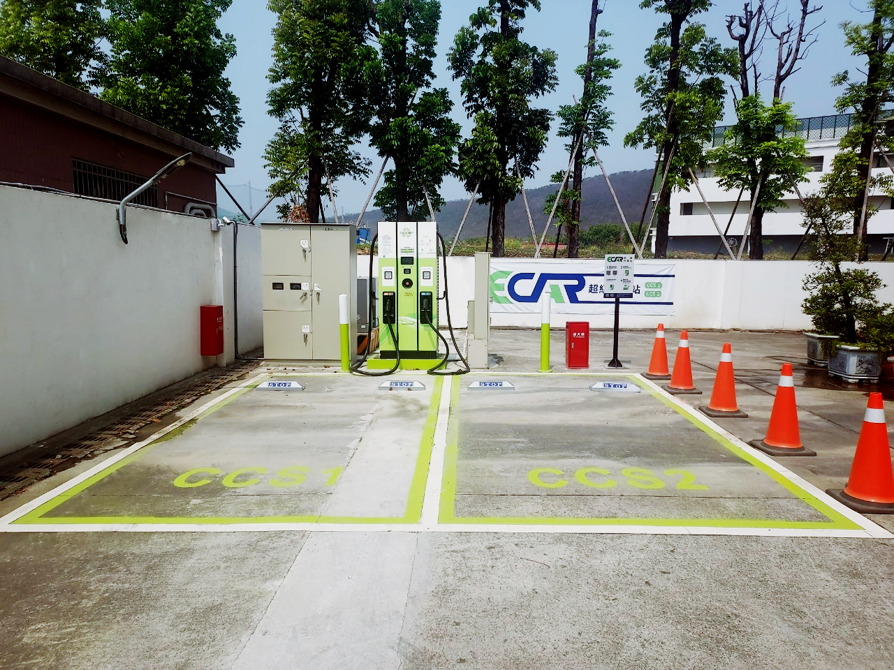 高雄 ECAR 高鐵站